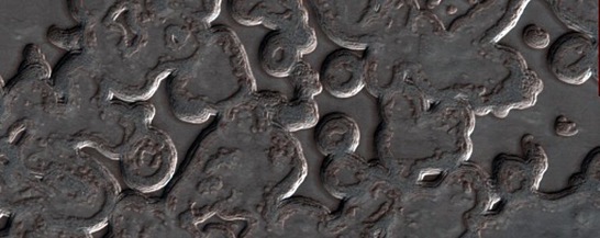 carbon-dioxide-that-turns-from-solid-to-gas-carves-out-these-strange-shapes-at-mars-south-pole
